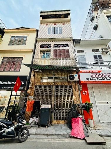 Bán nhà phố Bạch Mai, Hai bà Trưng 36m, 4 tầng, mt 4.5m. Giá: 15.2 tỷ