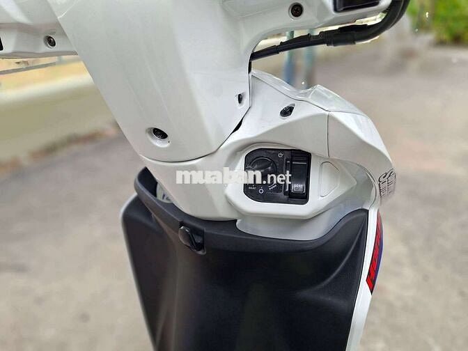 Honda Vision 2019 Trắng Smartkey