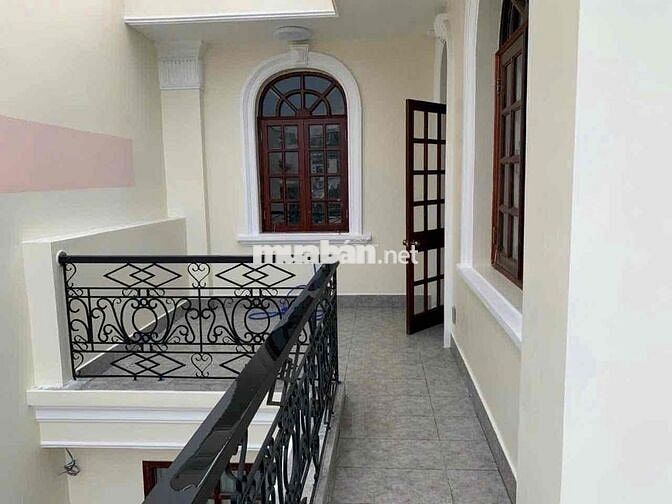 CHO THUÊ NHÀ ĐẸP 7m ngang HXH SƯ VẠN HẠNH – Quận 10