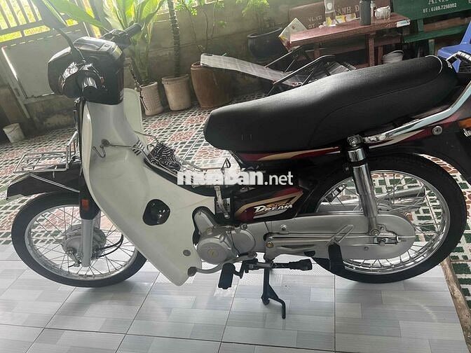 Honda Super Dream Trắng