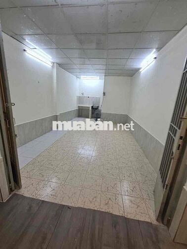 cho thuê nhà nguyên căn. trệt lửng 4x9m . XVNT Phường 17, bình Thạnh