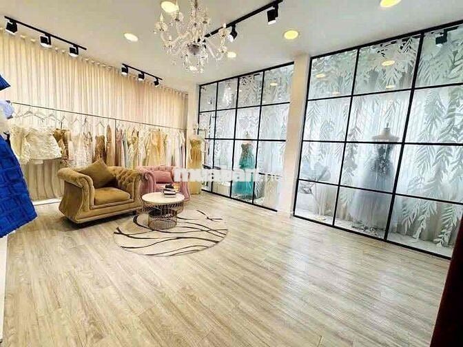 Nhà mặt tiền 283 Võ Văn Tần, Quận 3 — vị trí trung tâm, tuyến đườn
