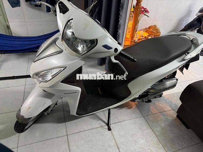 Honda Vision Trắng