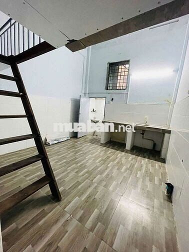 Nhà dài 21m đs7 p hiệp Bình Phước 7tr/tháng