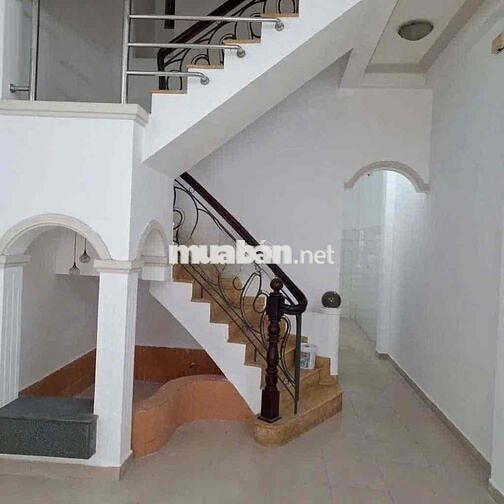 Cho Thuê Nhà Phó Cơ Điều Quận 5 48M2 2 Tầng 3 PN - 18 Triệu