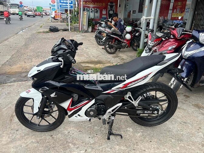 Honda Winner V4 2024 Trắng đen bán trả góp
