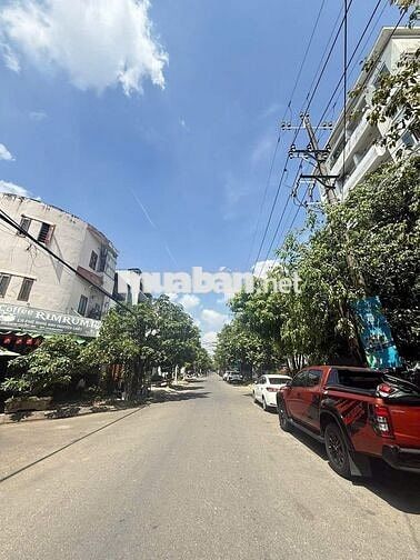 GIÁ ĐẦU TƯ, TOÀ NHÀ 2 MT, 6 TẦNG 18 PHÒNG 