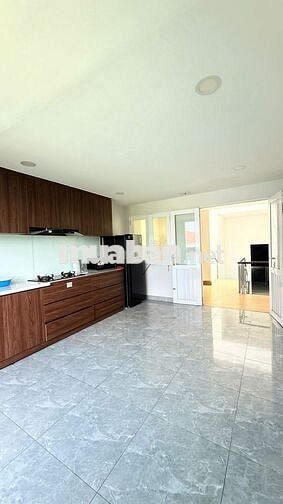 Văn phòng cho thuê 4 tầng nằm ở Tân Phong, Quận 7 giá 16,8 tỷ