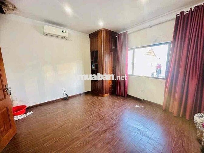 Bán nhà ngõ trung tâm Tây Hồ, mt hơn 4m diện tích 57m2 chỉ nhỉnh 14tỷ