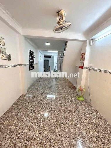 Cho Thuê Nhà HXH Tại Lê Tung, Phường 13, Quận 11. 4PN, 3 WC. DT