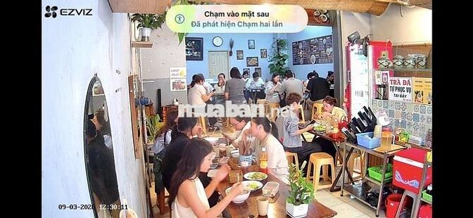 Cần tuyên nhân viên phục vụ quán ăn gia đinh