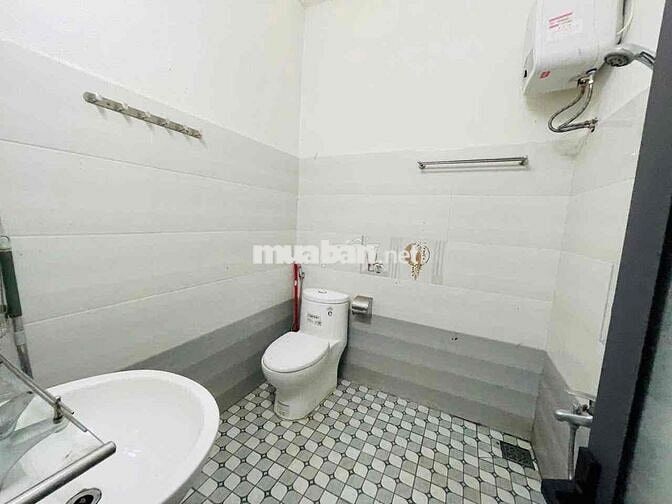 Cho thuê nhà 3 tầng MT Trần Cao Vân Đoạn Gần Mẹ Nhu KD Sầm Uất
