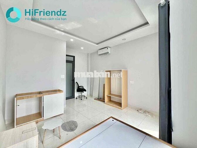 STU BAN CÔNG CỬA SỔ TRỜI GẦN VLU- IUH