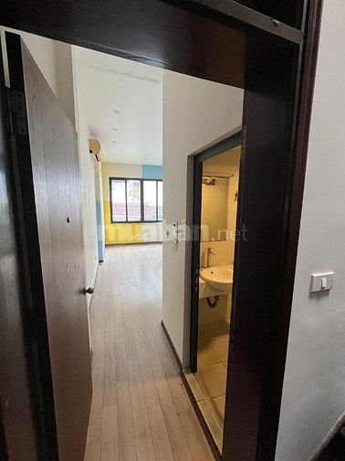 Chính chủ cho thuê nhà đẹp tại phố Thái Hà