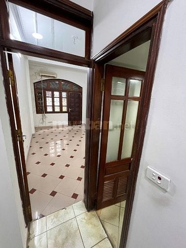 Chính chủ cho thuê nhà đẹp tại phố Thái Hà
