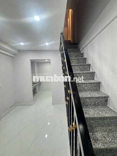 Nhà Nguyên Căn Mới Đường Lê Quốc Hưng - 2PN 3WC - 3.5x7m