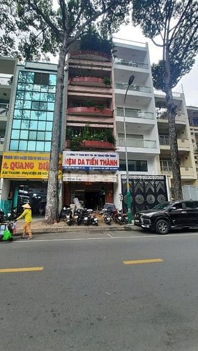 Cho thuê nhà mặt tiền số 237 Trần Bình Trọng, Phường 4, Quận 5, Hồ Chí
