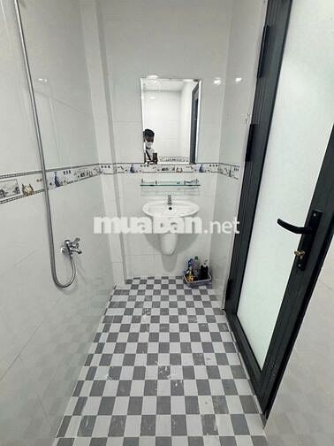 Nhà Nguyên Căn Mới Đường Lê Quốc Hưng - 2PN 3WC - 3.5x7m
