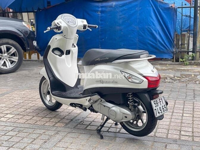 Yamaha Grande 2015 ngay chủ trả trc 12tr nhận xe
