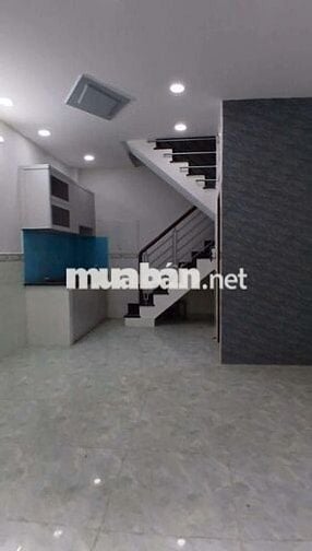 5 tầng đúc, sát mặt tiền, có 3pn,ngay Phố Ẩm Thực