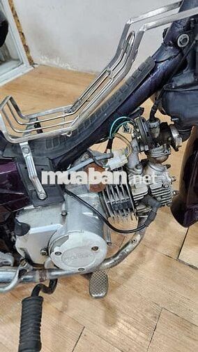 Honda Dream màu Nâu tím