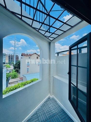 BÁN GẤP GIẢM MẠNH CÒN 4.95TỶ - NHÀ 4 TẦNG NGAY PHẠM VĂN ĐỒNG, BÌNH