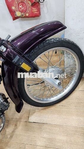 Honda Dream màu Nâu tím