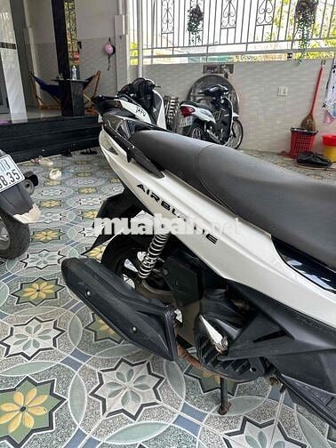 Honda Air Blade 125 2013 Trắng đen