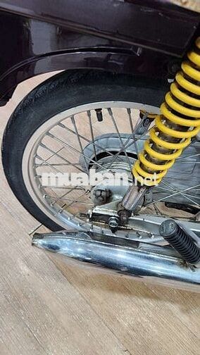Honda Dream màu Nâu tím