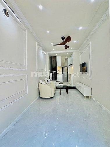 BÁN GẤP GIẢM MẠNH CÒN 4.95TỶ - NHÀ 4 TẦNG NGAY PHẠM VĂN ĐỒNG, BÌNH