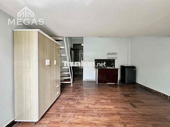Ngay Ng Tri Phương_Duplex_Bancolny_ThoángGió ĐónNắng_FullNT_Thang máy