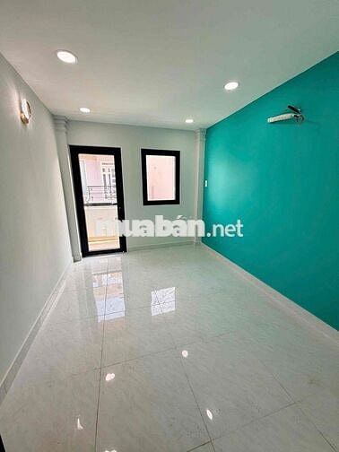 Nhà hẻm xe hơi 166 Nguyễn Duy 2 lầu