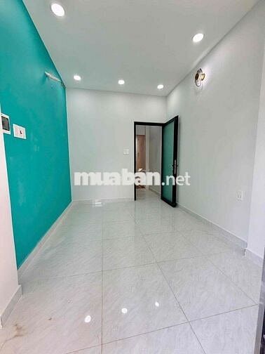 Nhà hẻm xe hơi 166 Nguyễn Duy 2 lầu