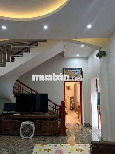 Hơn 5 Tỷ Có Ngay 265 m² đất sẵn nhà 3 tầng kiên cố.