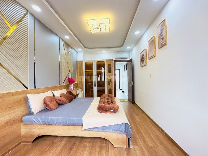 💥CẠNH PHỐ ẨM THỰC PHAN XÍCH LONG PHÚ NHUẬN, HXH, 40m2 đất 160m2 sàn