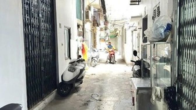 Bán nhà 3 tầng đẹp, ngõ 20 phố Cát Linh, gần Văn Miếu - Quốc Tử Giám