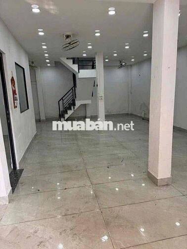 NHÀ 4 PHÒNG MẶT TIỀN NGAY PHỐ ẨM THỰC
