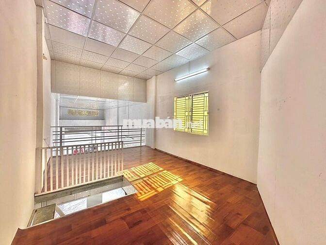 Nhà trệt lửng Mặt Tiền Nguyễn Văn Cừ Nối Dài chỉ 10 triệu
