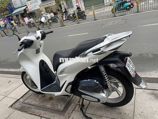 Honda SH 125 2025 Trắng Mới 99%