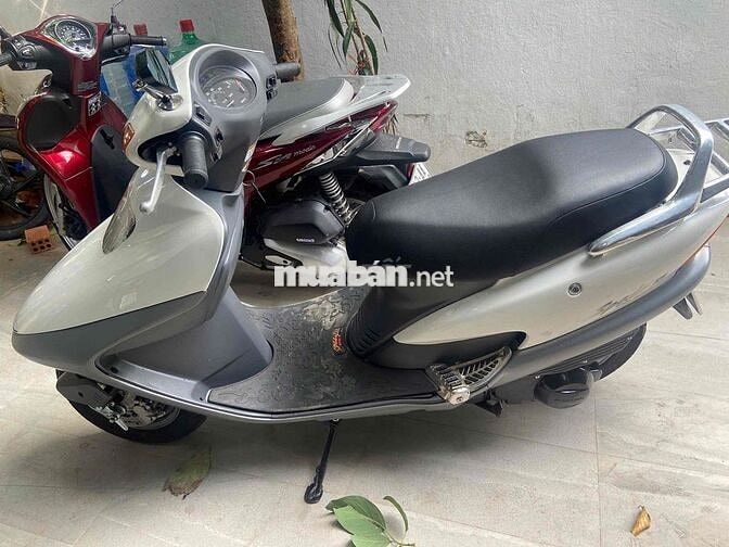 Honda Spacy màu Trắng
