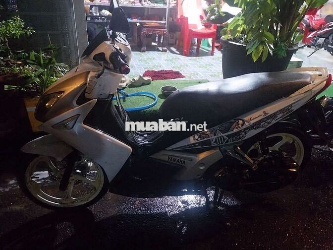 Yamaha Nouvo 4 màu Trắng