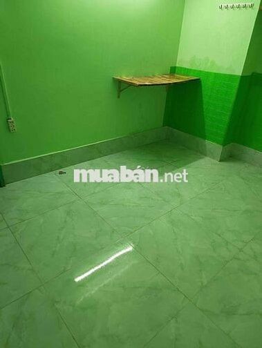 Phòng trọ giá rẻ ngay vòng xoay Âu Cơ