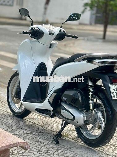 SH125 2024 Trắng biển 43 nguyên rin như xe mới