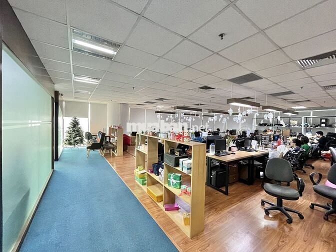 Cho thuê văn phòng Phương Liệt 250m2 35tr thoáng trước sau oto đỗ cửa 