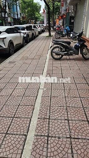 9 Tầng Mặt Phố Nguyễn Sơn 140m2 82 Tỷ mặt tiền 5,5m Long Biên 