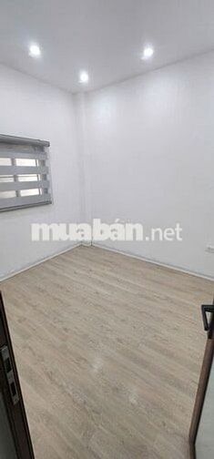 Cho thuê nhà nguyên căn 4 tầng