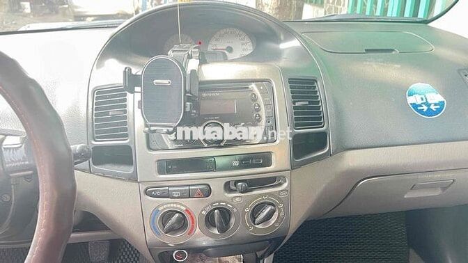 Toyota Vios màu Đen
