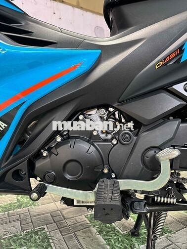 Yamaha LC V8 2025 Xanh Đen HQCN Malaysia