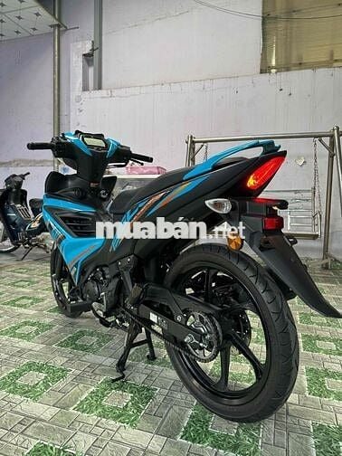 Yamaha LC V8 2025 Xanh Đen HQCN Malaysia