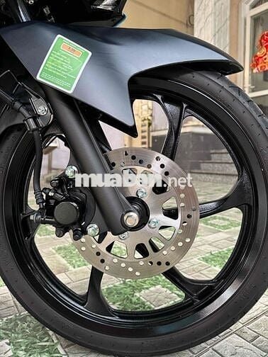 Yamaha LC V8 2025 Xanh Đen HQCN Malaysia